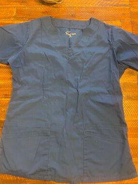 Butter women's Navy V-Neck Short Sleeve Scrub Top